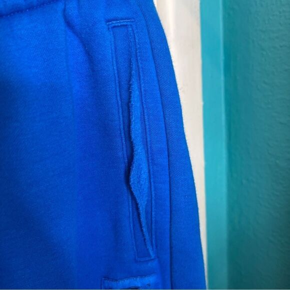 Savage X Fenty sweatshirt and sweatpants set top is small bottom is medium man - Picture 5 of 9